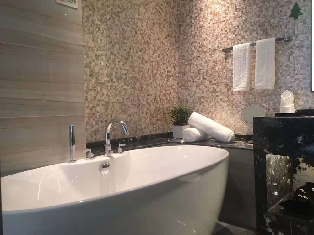 Courtyard by Marriott Hangzhou Xiaoshan 49/49