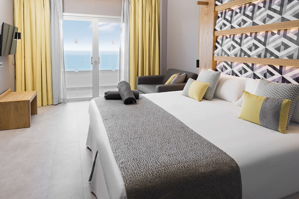 Atlantic Mirage Suites and Spa - Adults Only 12/50