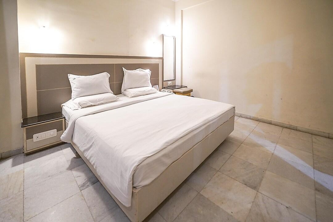 BHIMAS DELUXE HOTEL 15/21