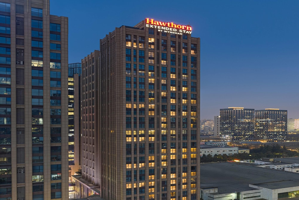 Hawthorn Extended Stay by Wyndham Xian High Tech 1/18