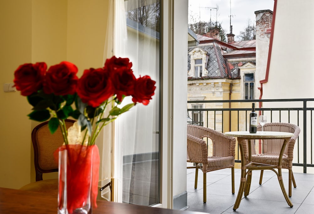 Hotel Residence Romanza 54/62