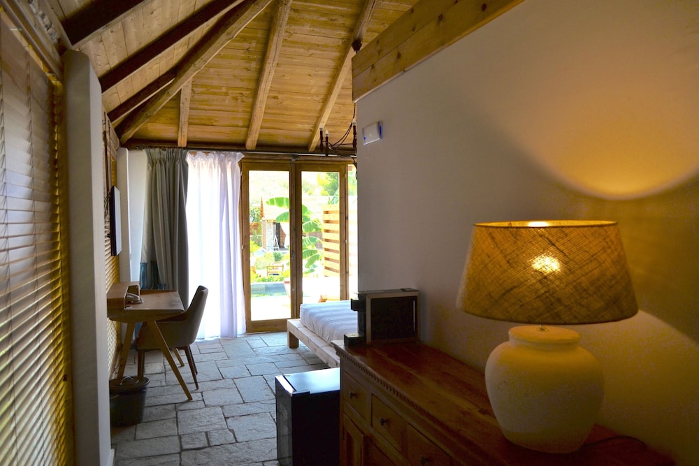 Caesars Gardens Hotel And Spa - Adults Only 51/65