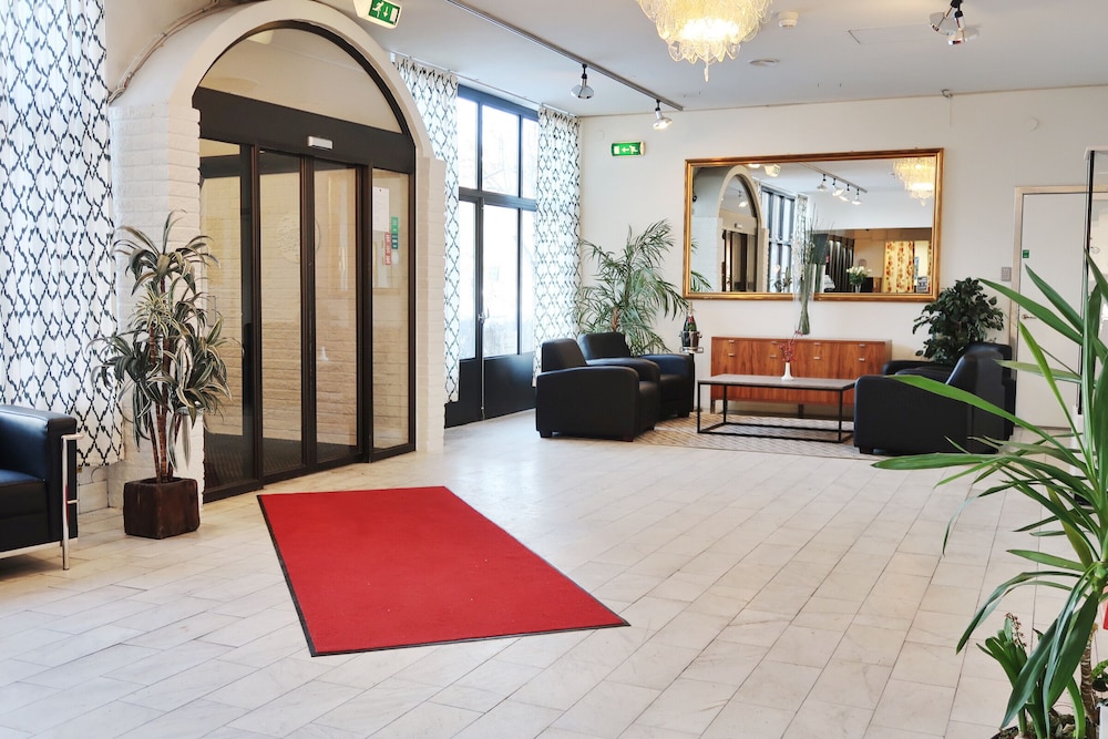 Sure Hotel By Best Western Roslagen 7/34