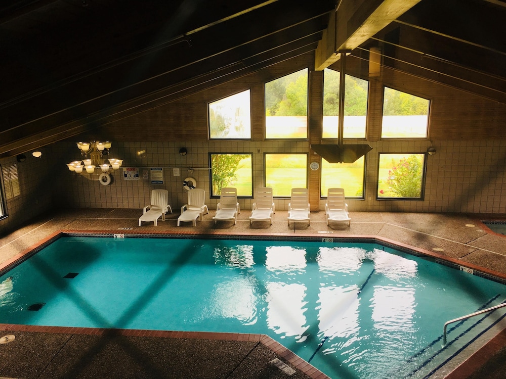 Regency Inn And Suites 21/51