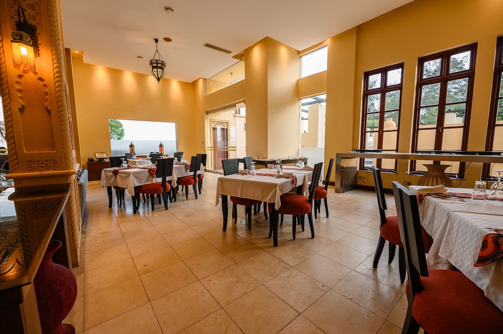 Cocoa Boutique Hotel 70/79