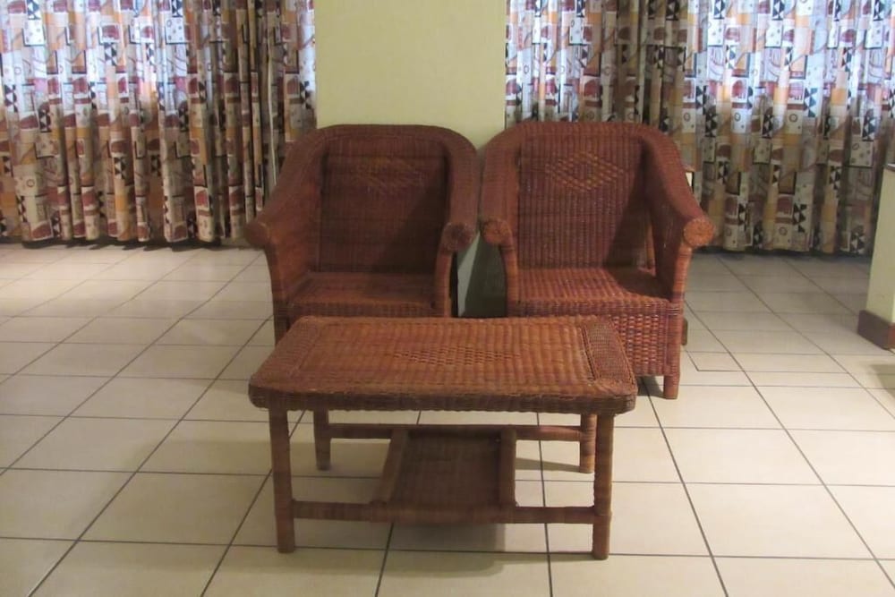 Emafini Country Lodge 29/57