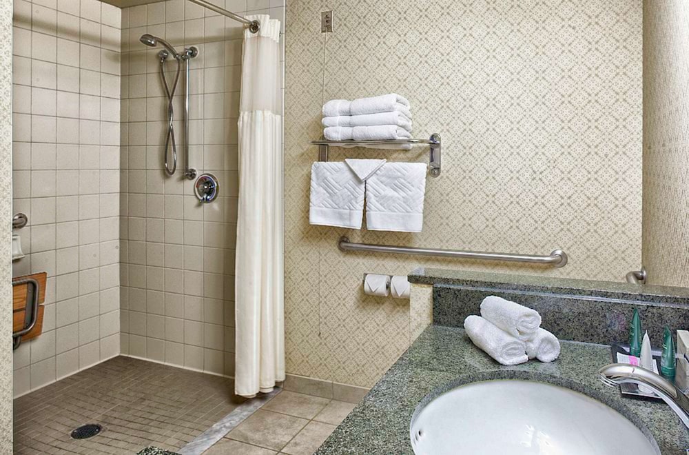 Hilton Scranton & Conference Center 12/39