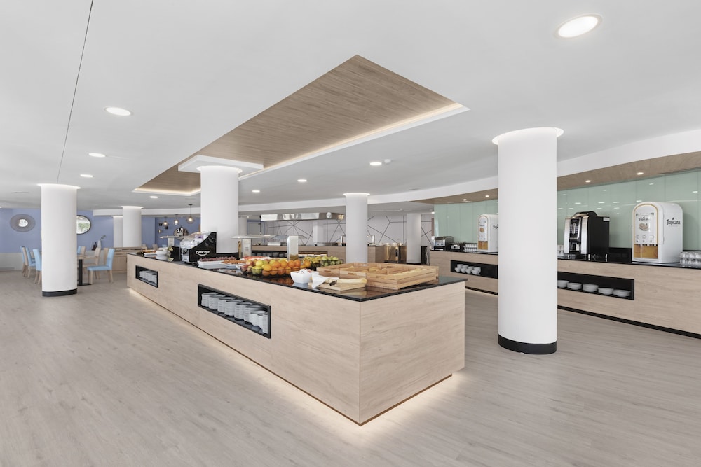 Palmanova Suites by TRH 8/46