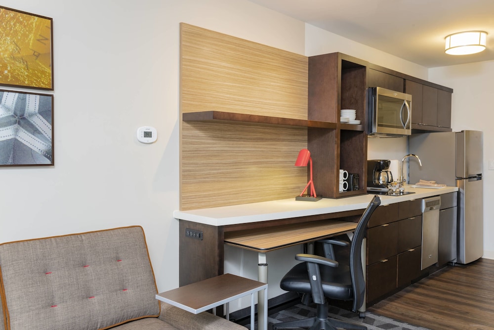 TownePlace Suites by Marriott Louisville North 38/40