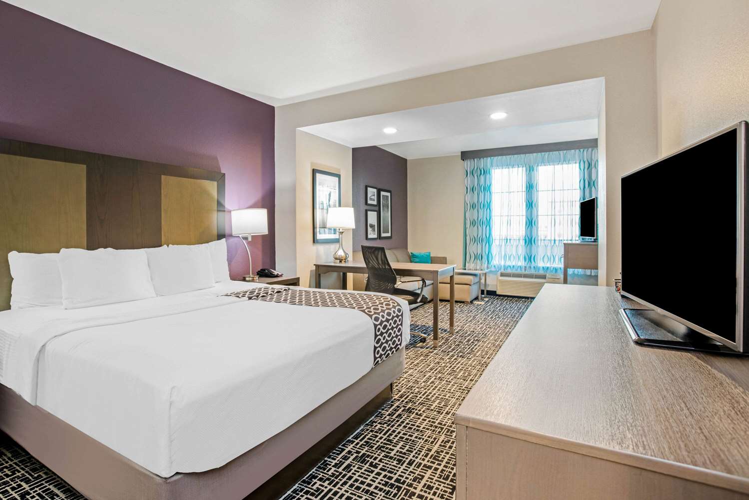 La Quinta Inn & Suites by Wyndham Corpus Christi - Portland 8/43