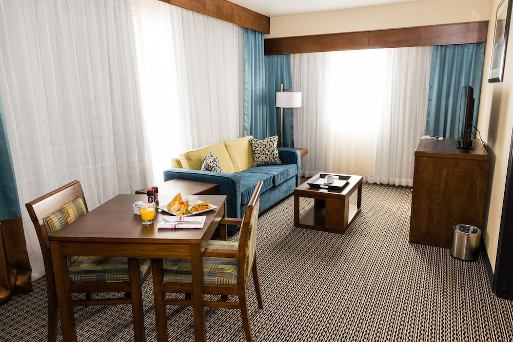 Holiday Inn Houston Downtown 50/77