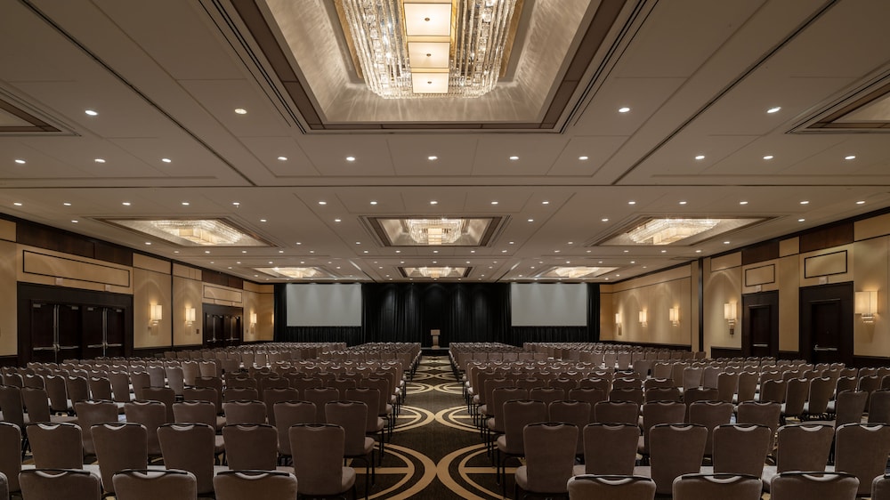 Hyatt Regency Greenwich 54/62