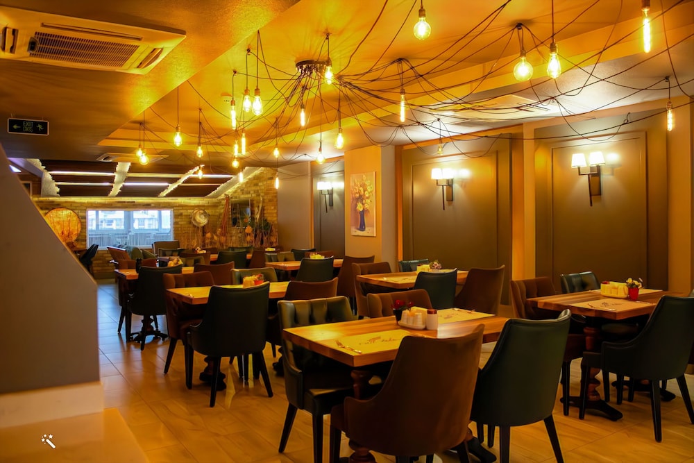 Hotel Zade 34/50