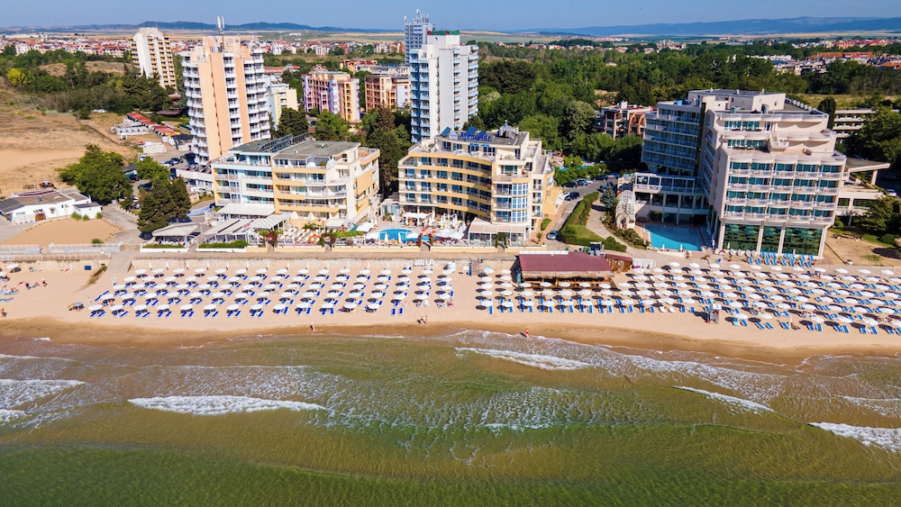 Aphrodite Hotel 68/73