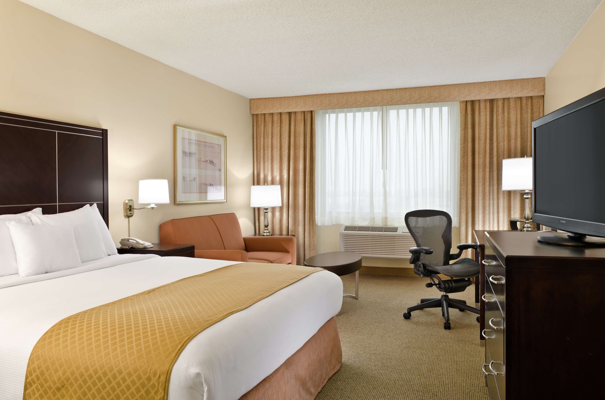Room at DoubleTree by Hilton Los Angeles - Commerce, COMMERCE - CA