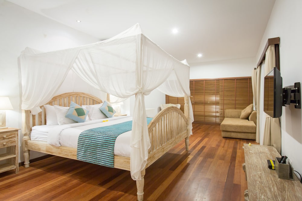 Villa Club Corner Residence by Nagisa Bali 6/34
