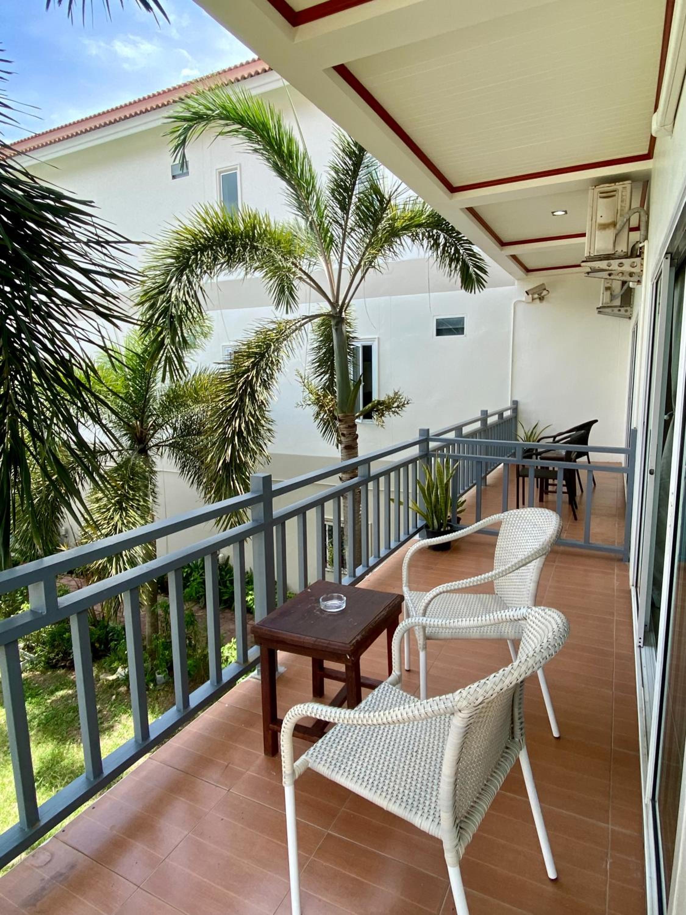 Pinky Bungalows Resort 51/67