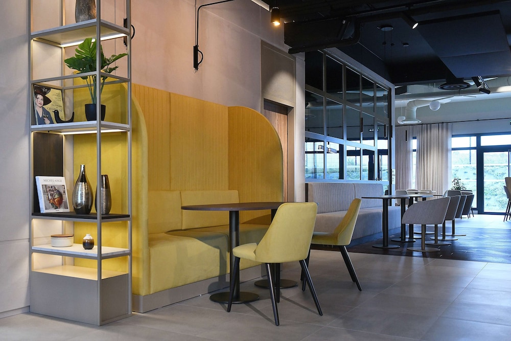 Golden Tulip Reims 33/50
