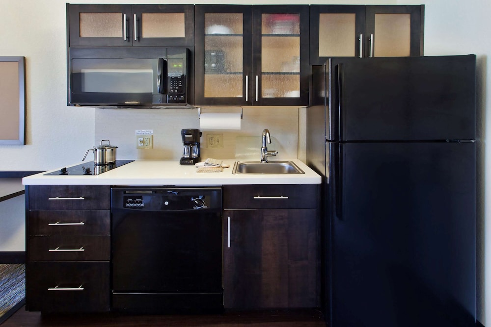 MainStay Suites Wichita Northeast 7/45