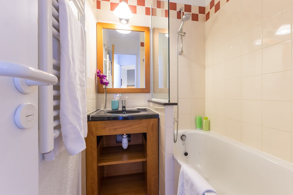 PV RESIDENCE LES CONSTELLATIONS - LA PLAGNE 44/46