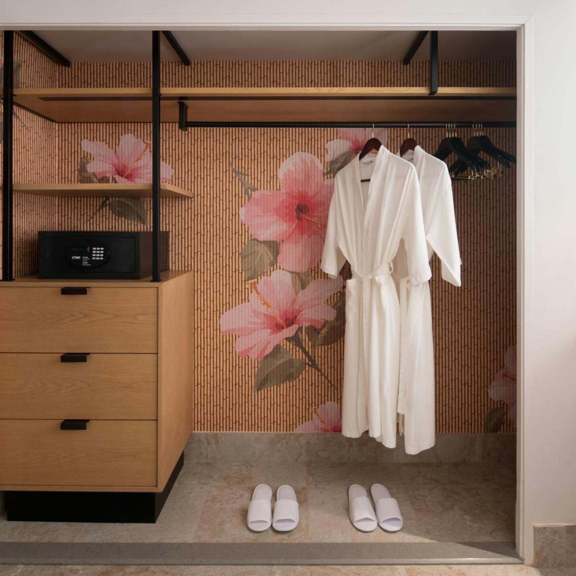 Lanai, King Bed, Ocean View, Sofa, Accessible، The Ritz-Carlton O ahu, Turtle Bay 4/4