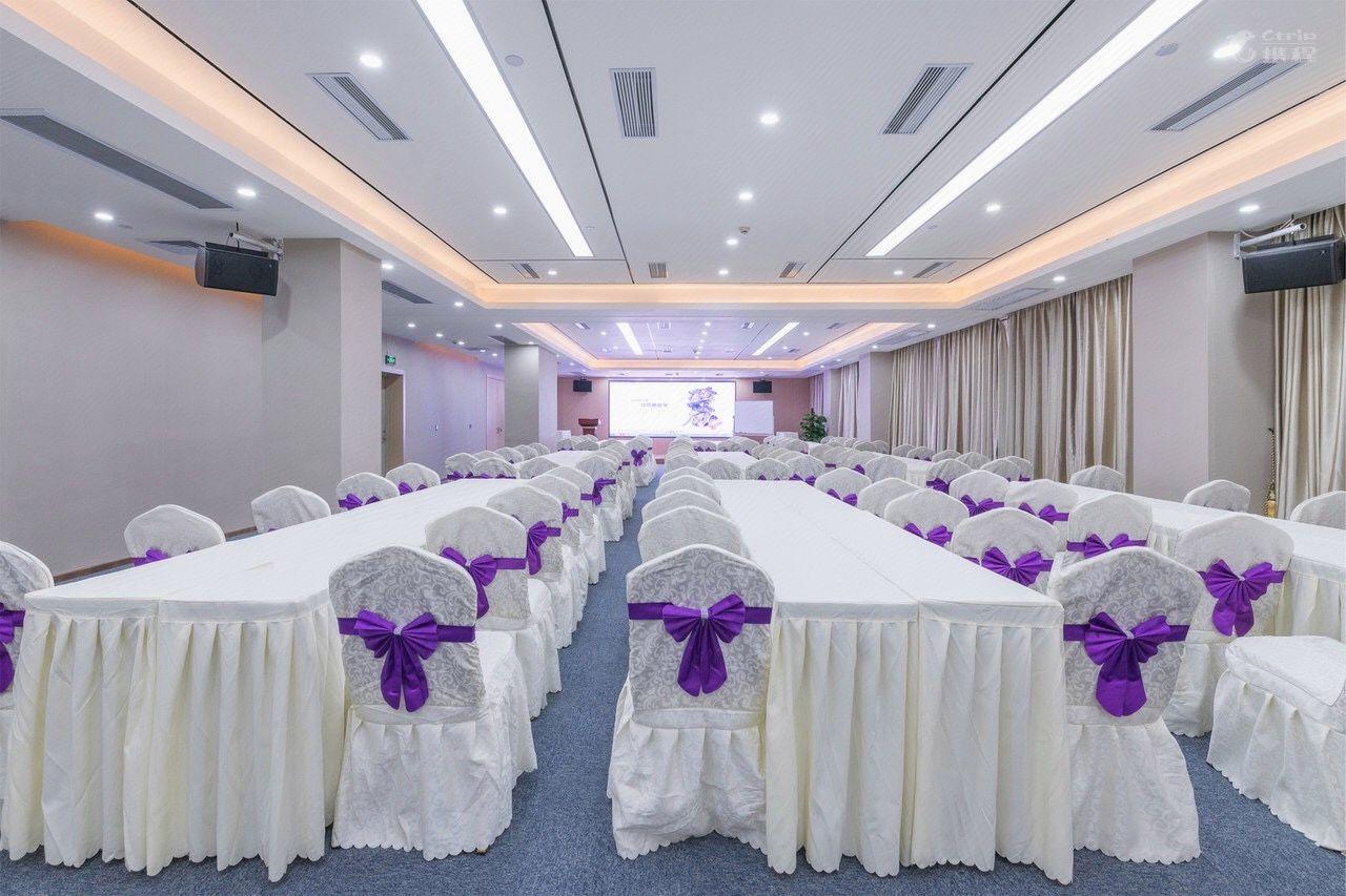 Lavande Hotel (Dongguan Houjie Exhibition Center) 54/59