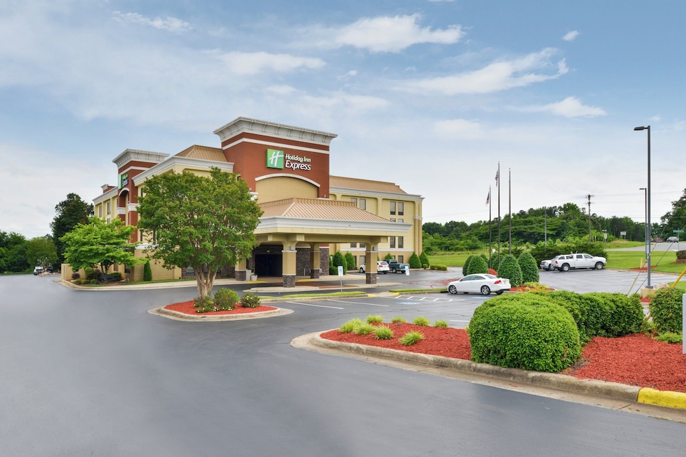 Holiday Inn Express Burlington 72/79