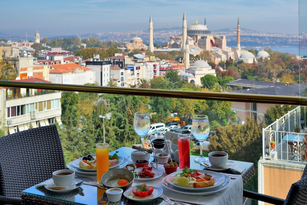 Burckin Hotel 28/46