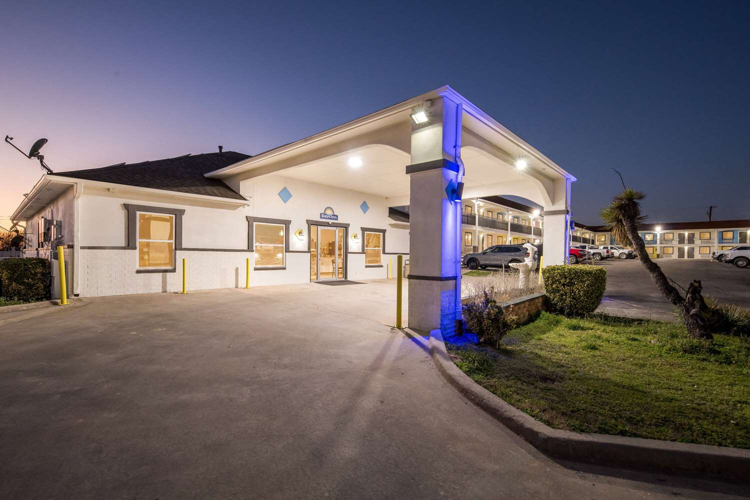 Days Inn by Wyndham Gainesville 47/49