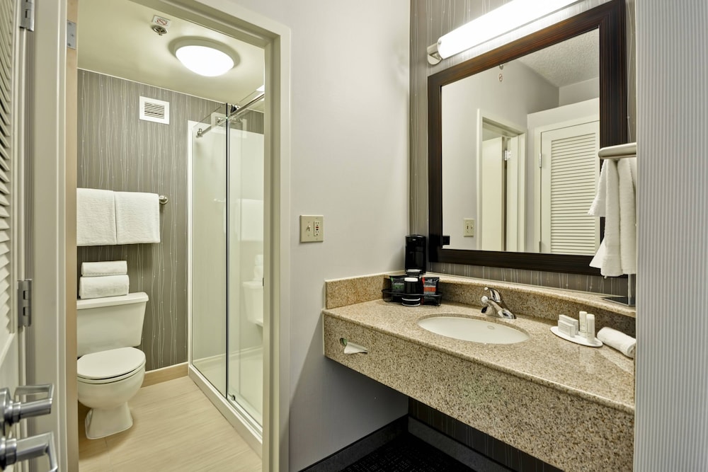 جناح بغرفة نوم واحدة، Courtyard By Marriott Dallas Medical Market Center 2/3
