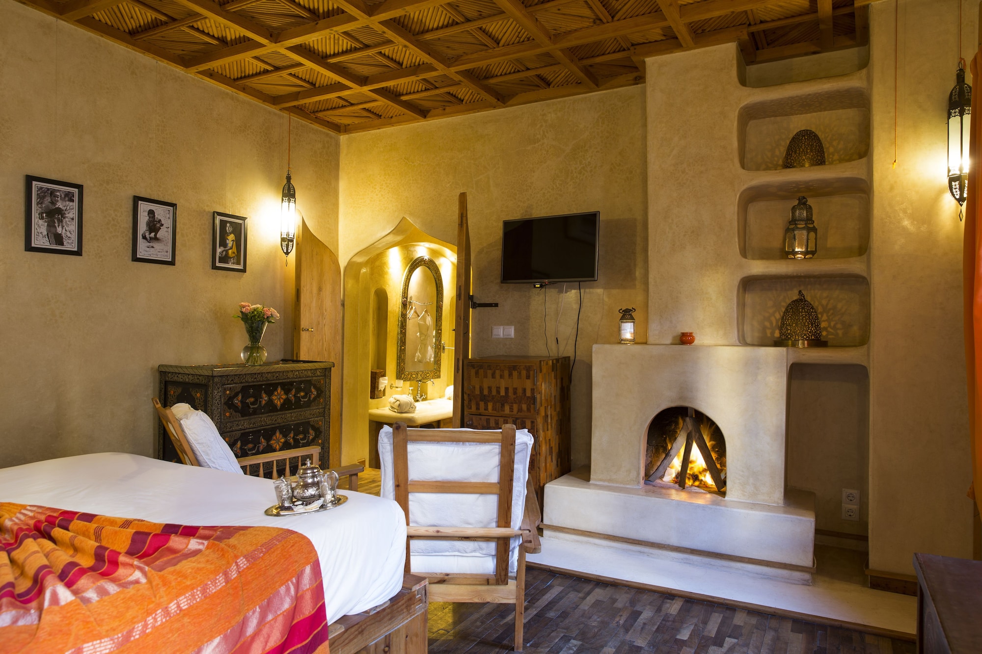 ROMANTIC, SUITE