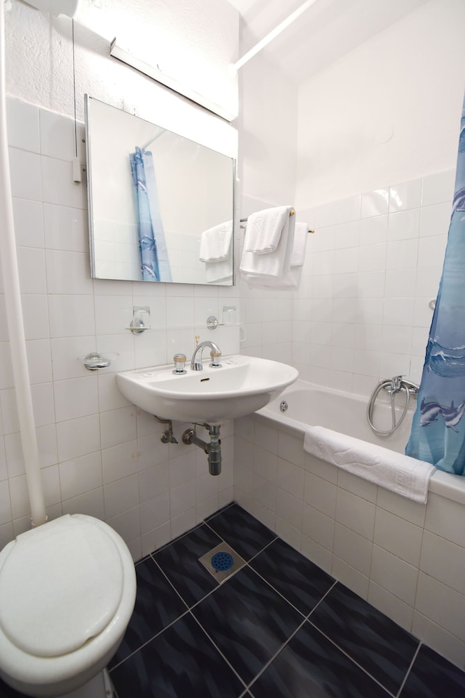 Sirena Resort Hvar 50/52