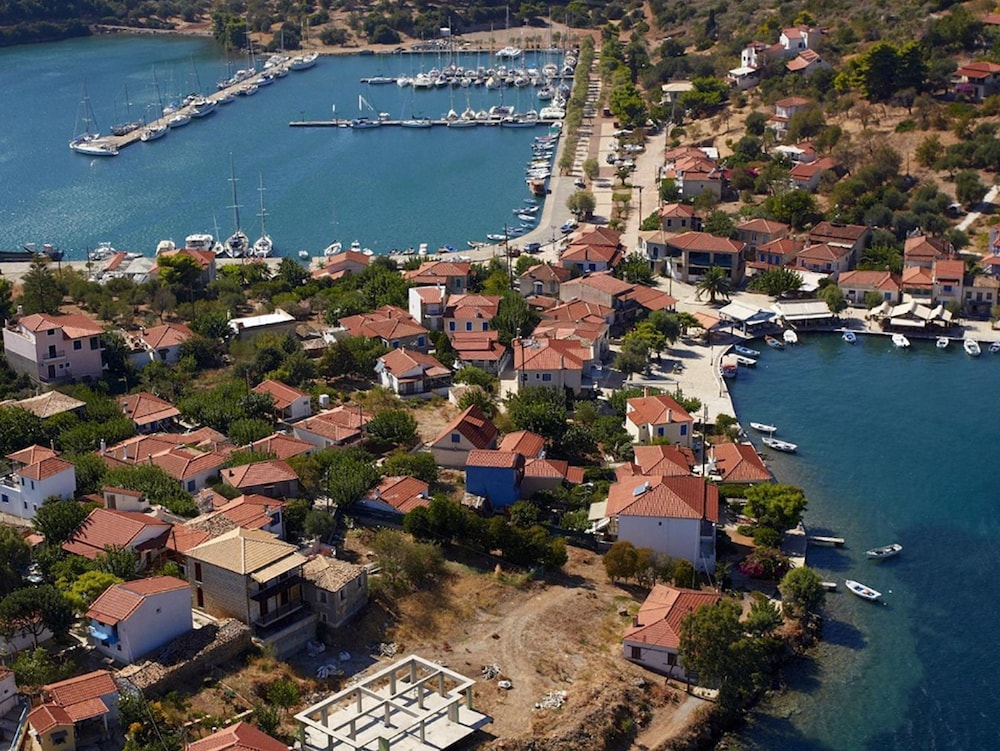 Drymna Hotel 29/50