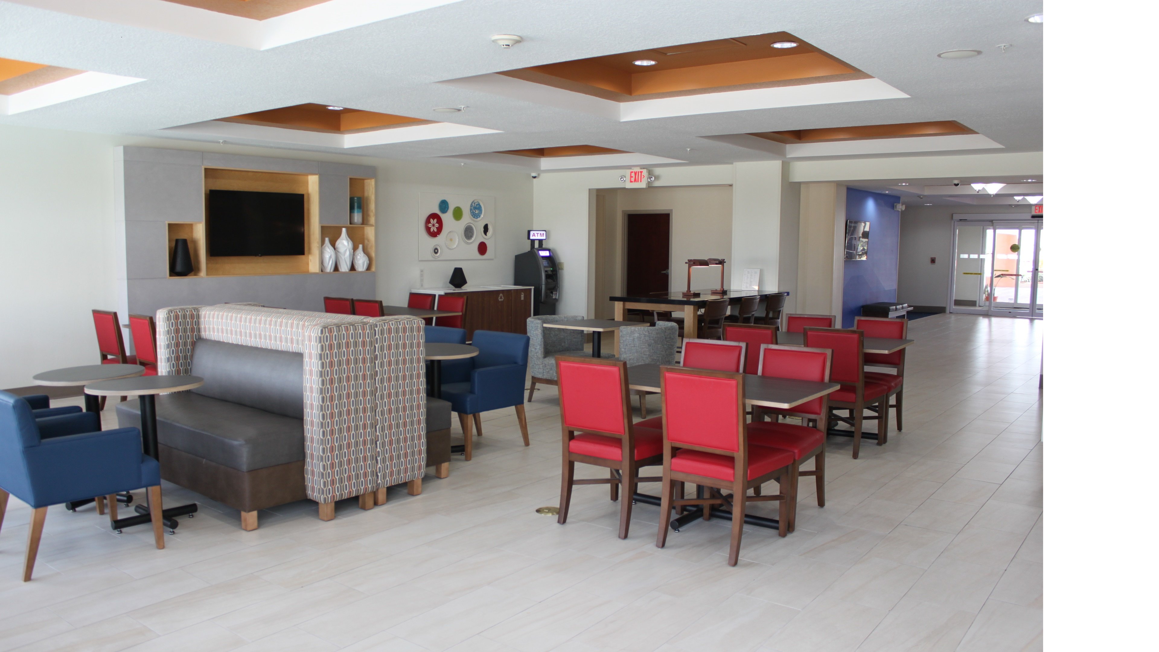 Holiday Inn Express Orlando South Davenport 50/70