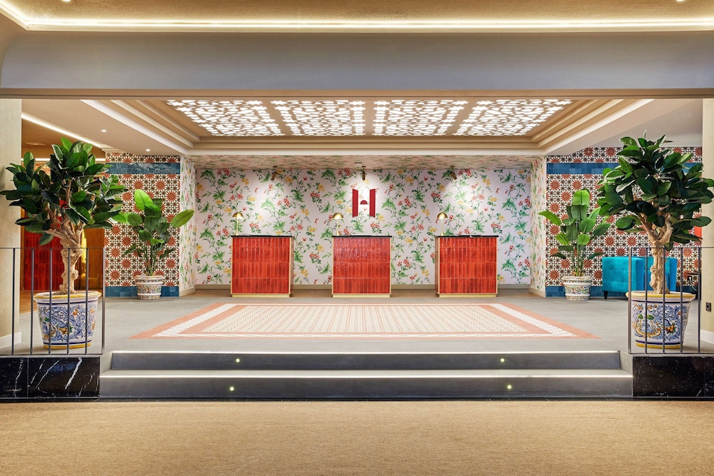 Hesperia Sevilla Hotel 12/72