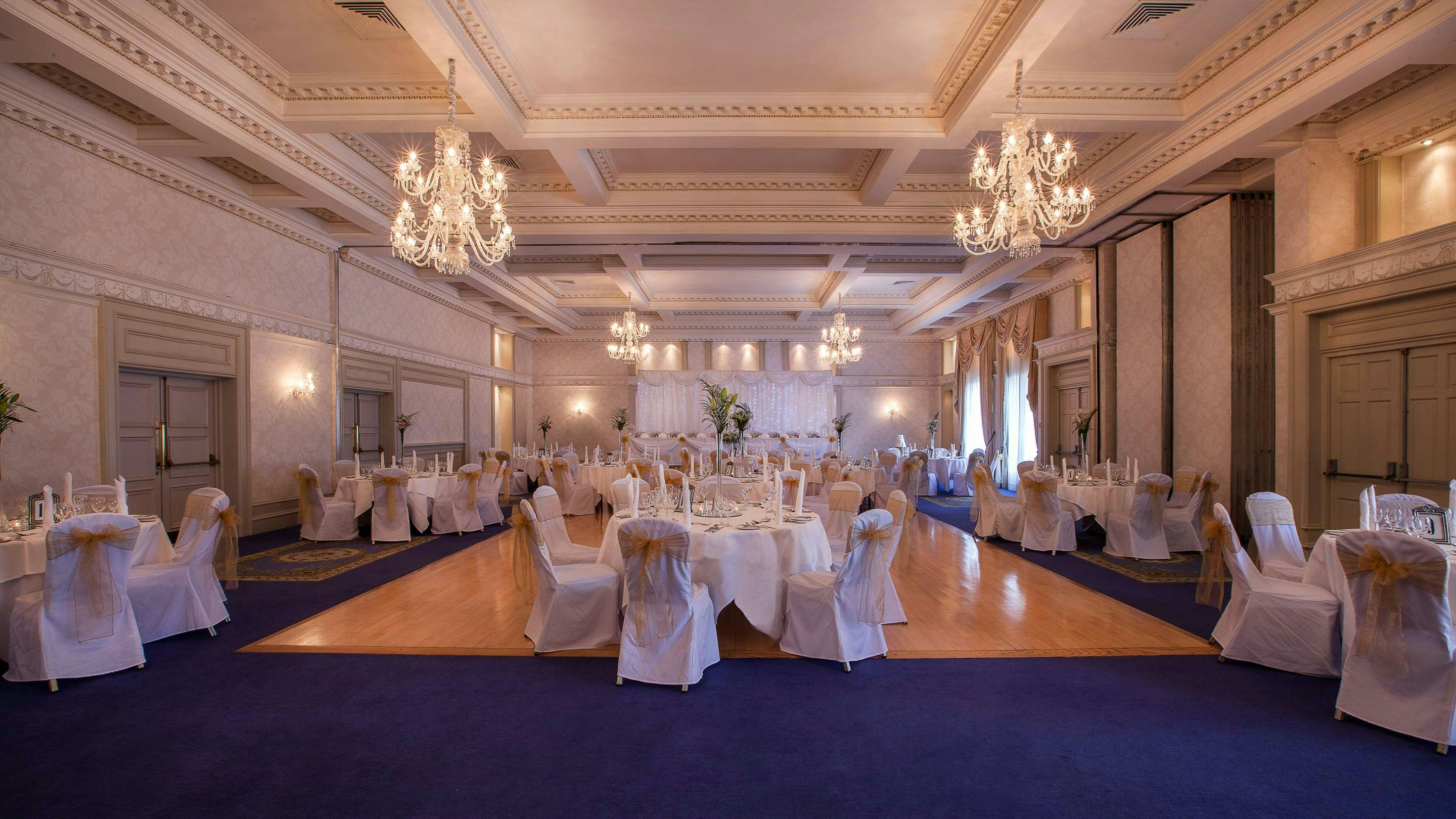NEWGRANGE HOTEL 39/60