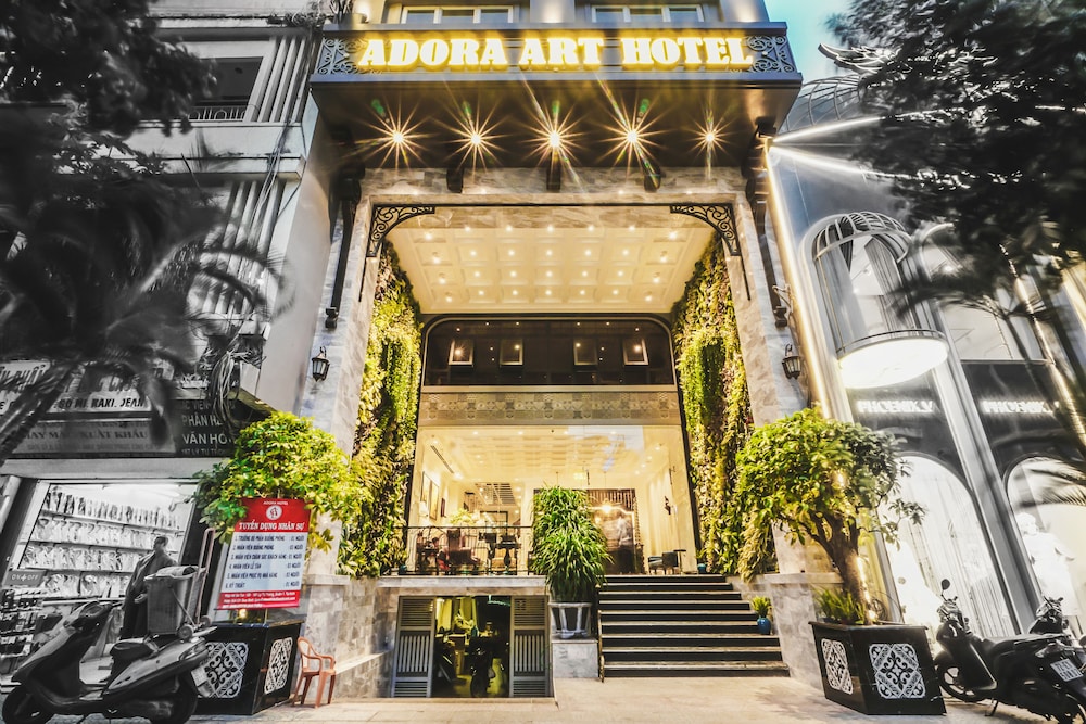 Adora Art Hotel 3/74