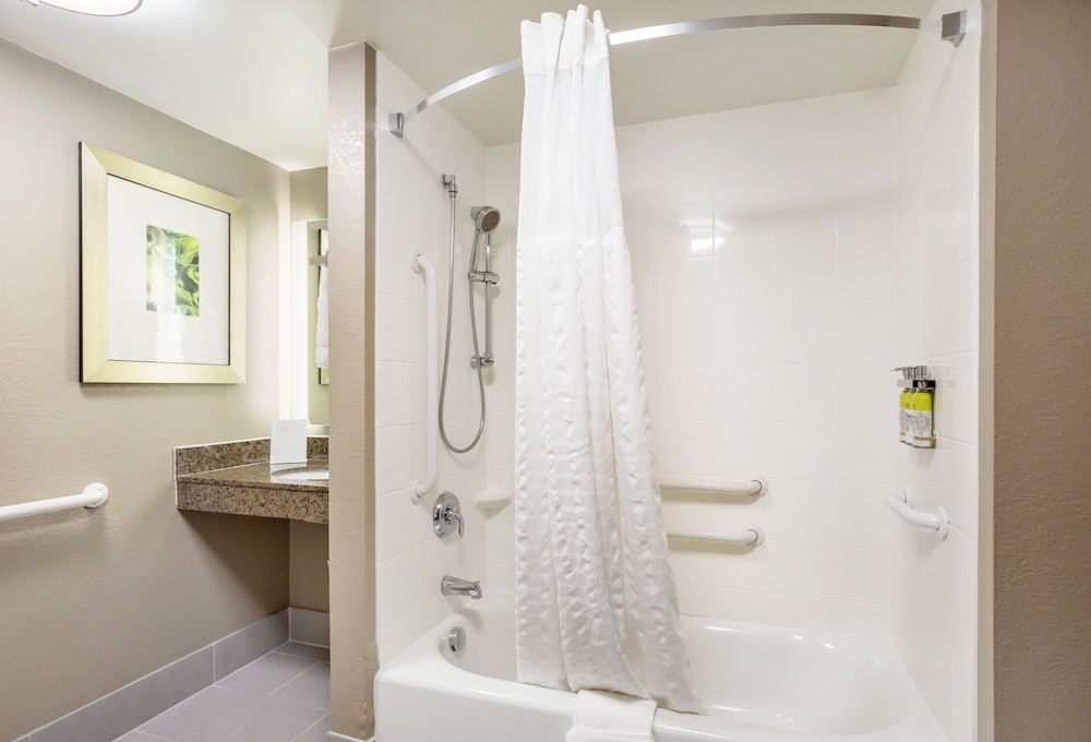 Staybridge Suites Chesapeake - Virginia Beach 18/74