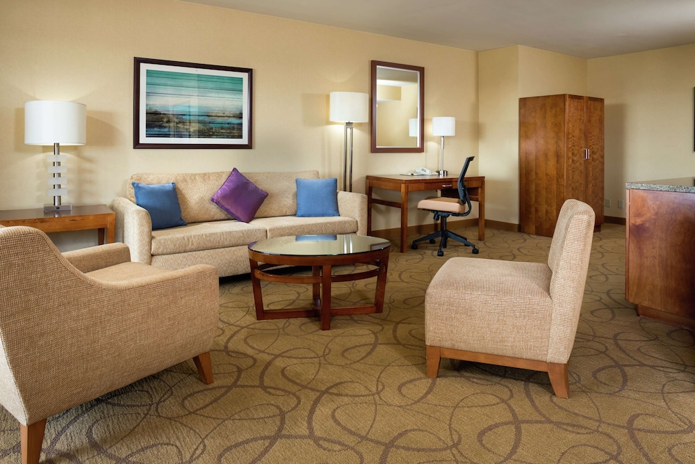 DoubleTree by Hilton Hotel Carson CA 43/84