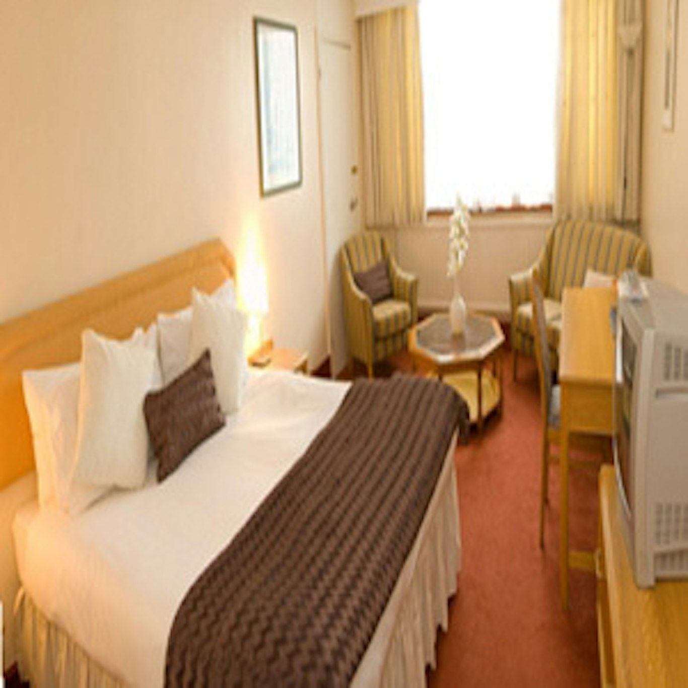 Dancenter Lux Resort London City M25 5/25
