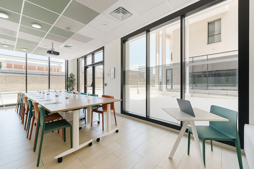 Apparthotel Privilodges Toulon Centre Gare 31/47