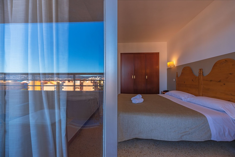 Xons Platja Hotel Apartaments 16/73
