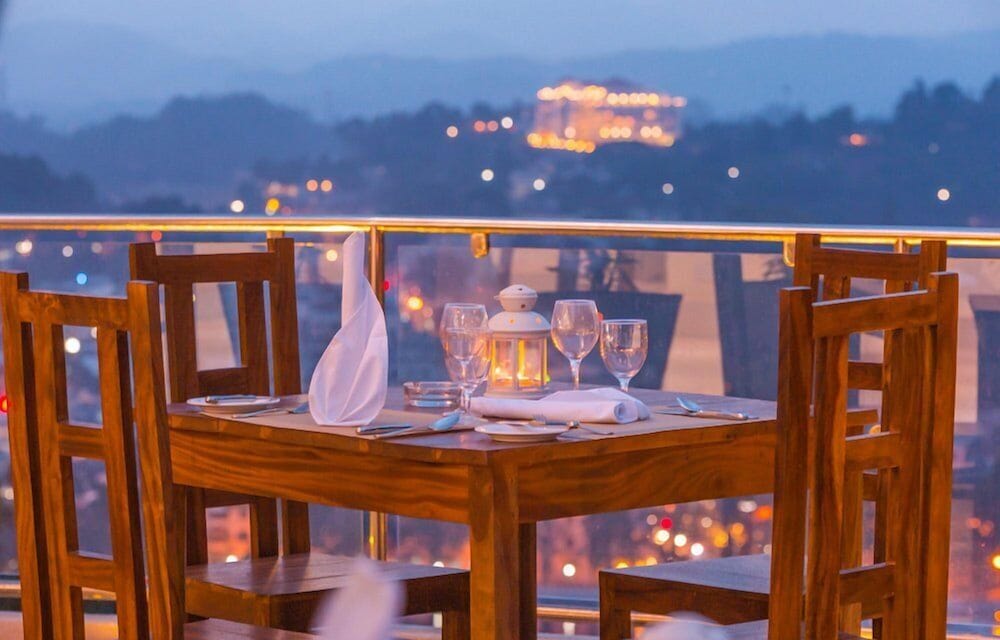 Sandriana Lake View Hotel 26/35