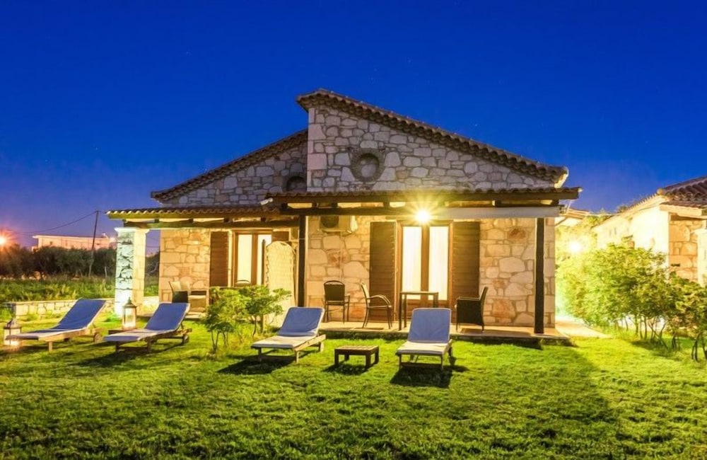 KAVOS PSAROU VILLAS 48/50