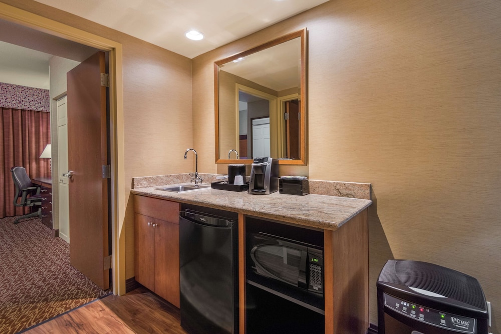 Embassy Suites by Hilton Loveland Hotel Conference Center and Spa 48/60