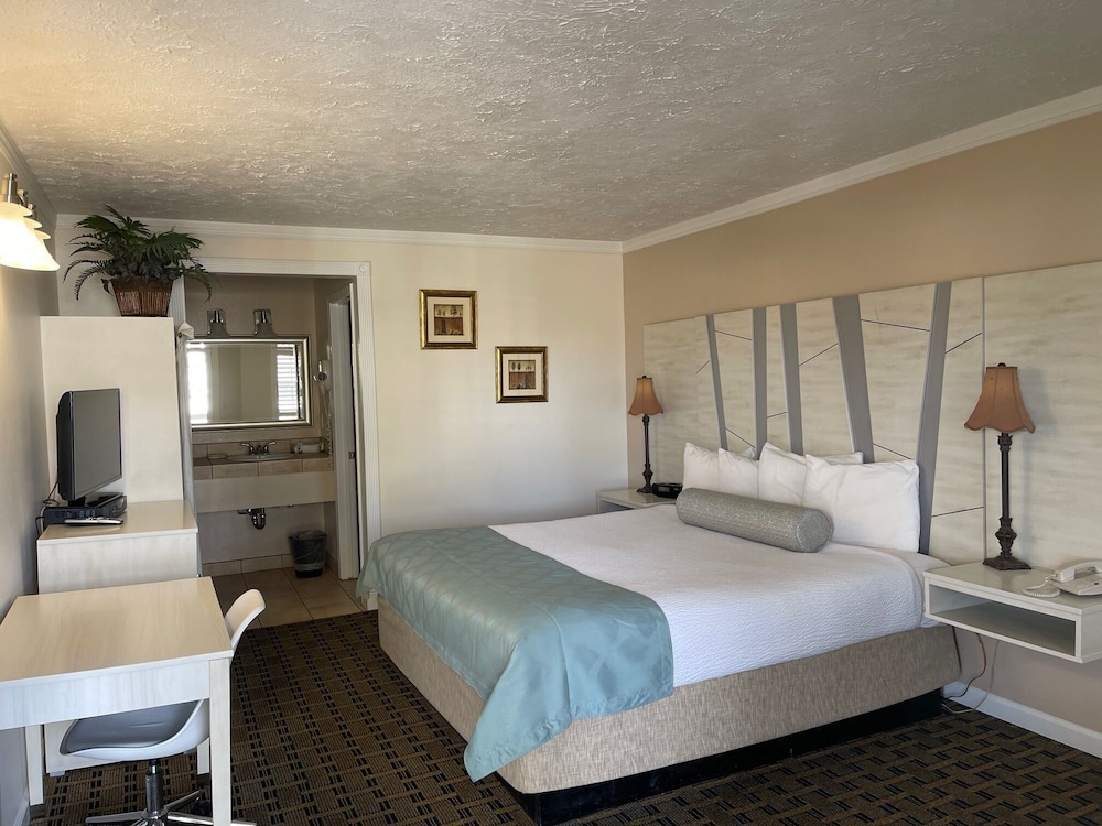 Premium, King Bed, Adult Only, Jetted Tub, Bathtub