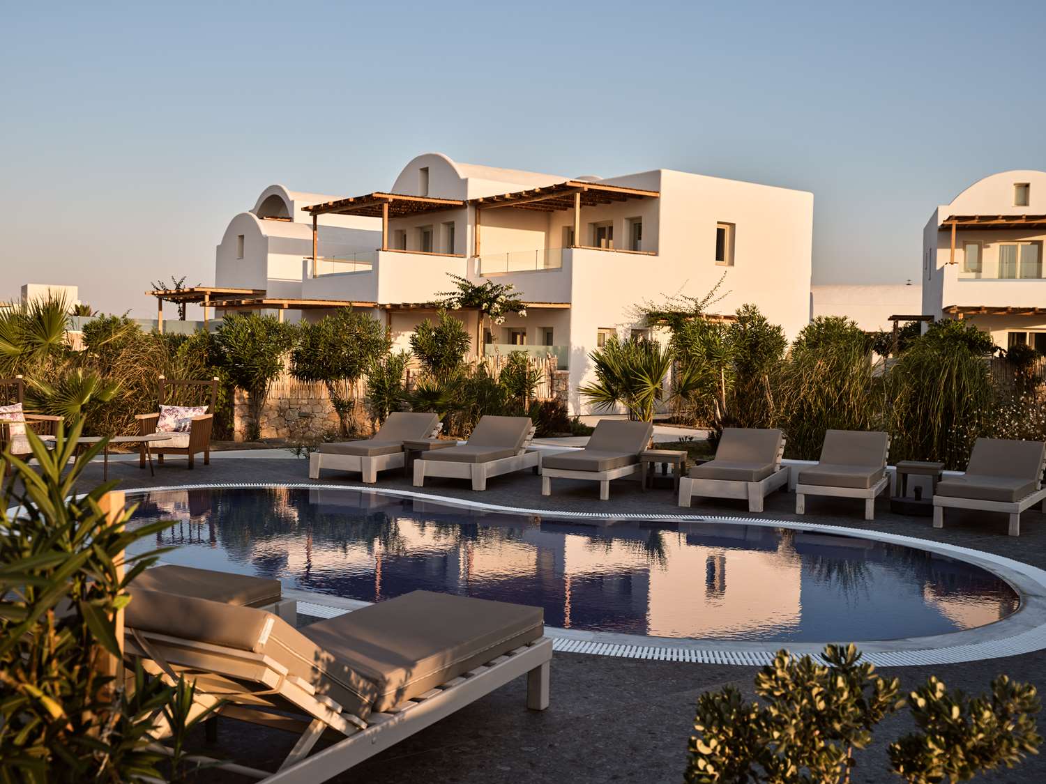 Sea Breeze Santorini Beach Resort, Curio by Hilton 46/50