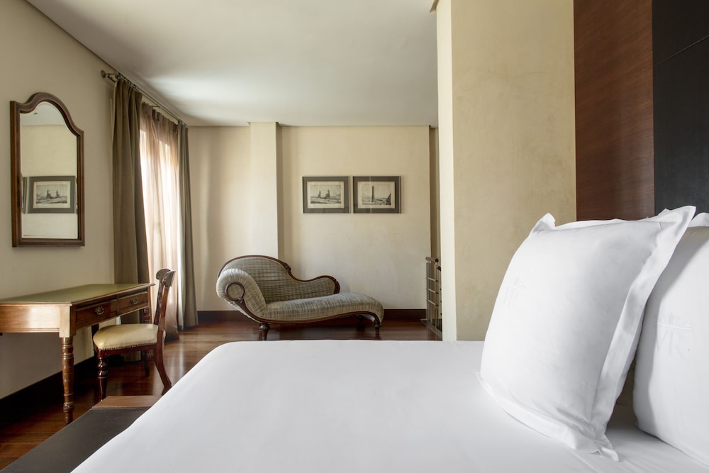 جناح بسريرين منفصلين، Hotel Villa Real 2/4