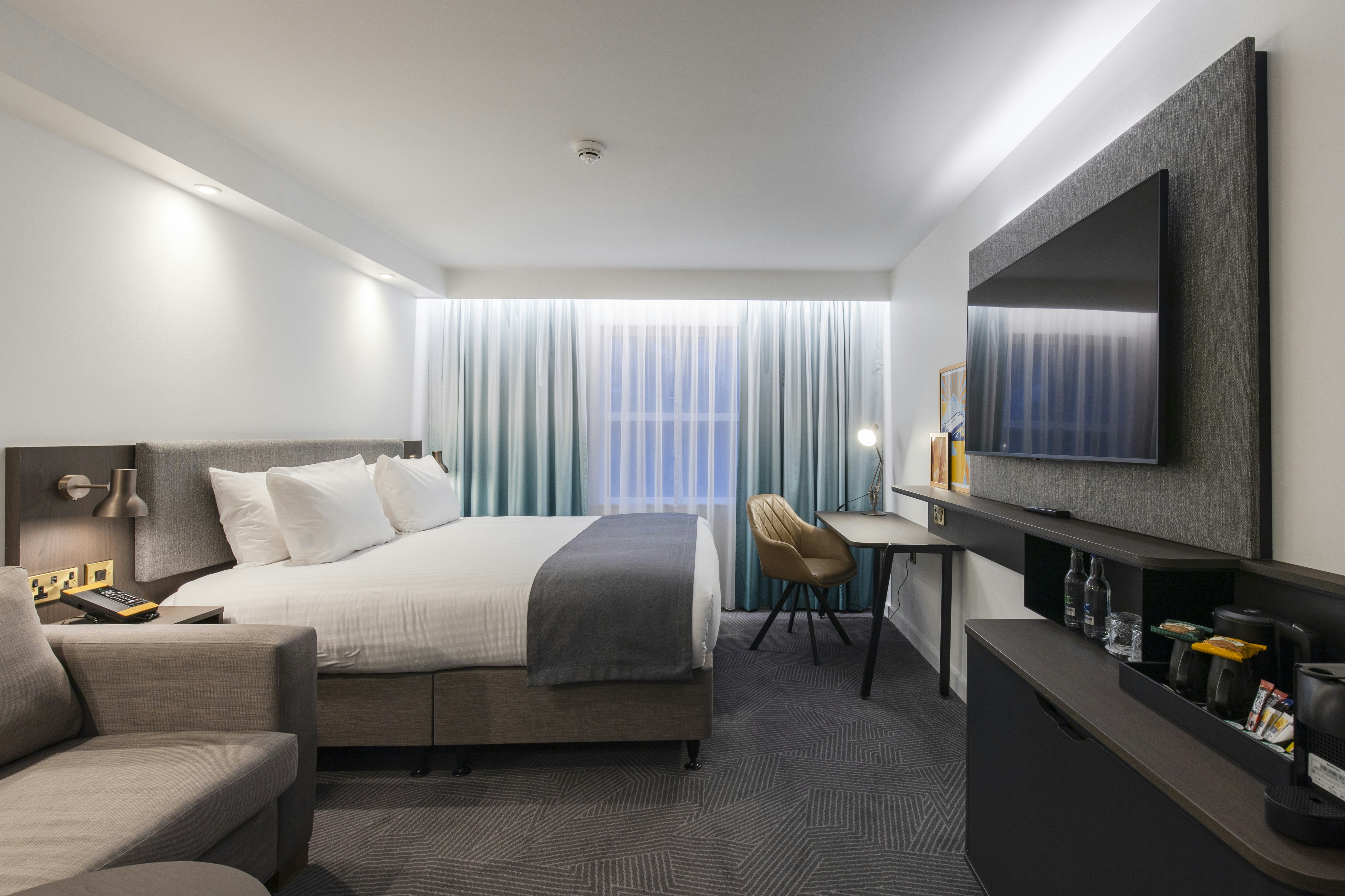 Holiday Inn Bristol Airport 15/43