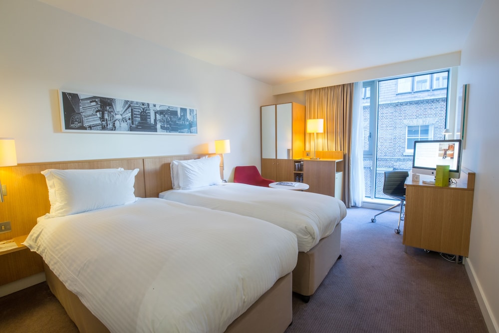Doubletree By Hilton London Tower Of London 15/67
